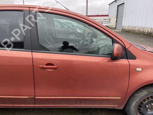 right-front-window-switch-nissan-note-e11-ne11-2005-2006-2007-2008-2009-2010-2011-2012-2013-31824375 main image