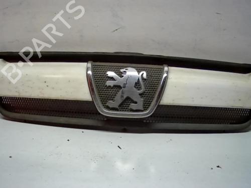 Used Grille PEUGEOT BOXER Van (244) 2.0 HDi (84 hp) 26422687