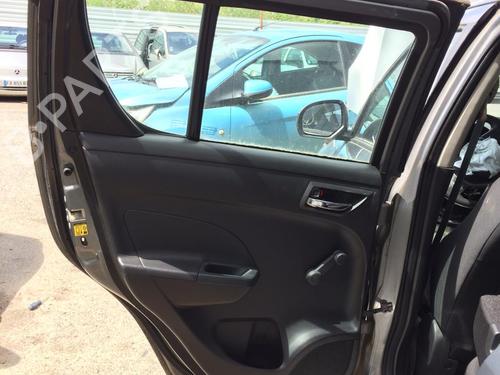 Venstre bak lås SUZUKI SWIFT IV (FZ, NZ) 1.3 DDiS (AZG413D, ZC02S, ZC92S) 8230268LA3