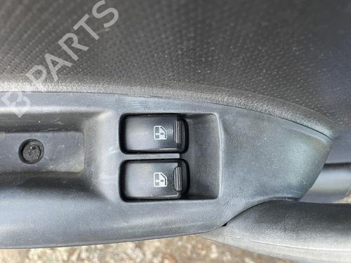 Used Left front window switch Left front window switch 38293135 38293135