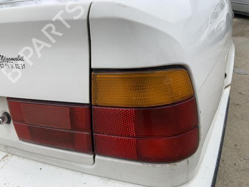 Used Right taillight BMW 5 (E34) 524 td (115 hp) 26417176