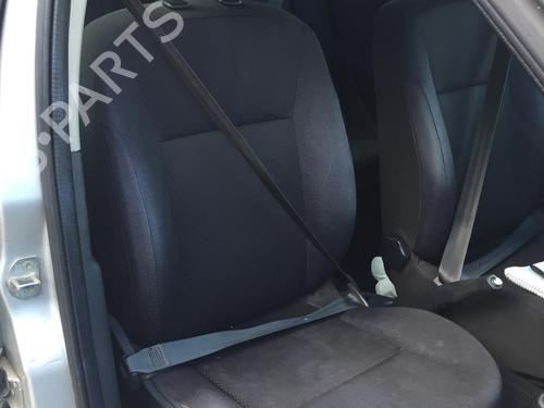 Used Seat buckle RENAULT CLIO III (BR0/1, CR0/1) 1.4 16V (98 hp) 29843502