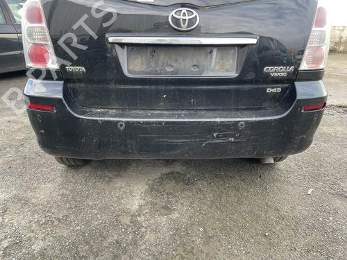 Used Rear bumper TOYOTA COROLLA Verso (ZER_, ZZE12_, R1_) 2.2 D-4D (AUR10_, AUR10R) (136 hp) 31968121