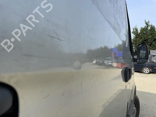 Used Right slide door Right slide door RENAULT MASTER II Van (FD) 2.5 dCi 100 (FD0U, FD0V, FD3U, FD3V, FD8U, FD8V) (99 hp) 33475018 33475018