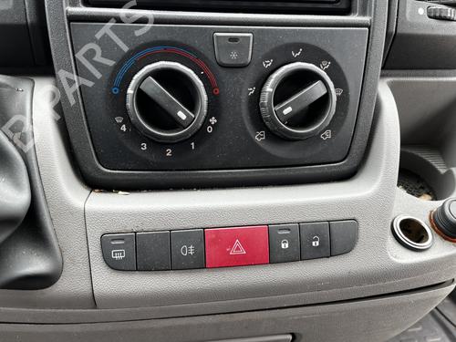 Advarselskontakt CITROËN JUMPER II Van 2.2 HDi 130 (130 hp) 27898959