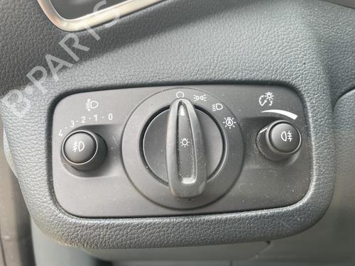 Interruttore luci Interruttore luci FORD C-MAX II (DXA/CB7, DXA/CEU) 1.0 EcoBoost (125 hp) 36752681 36752681