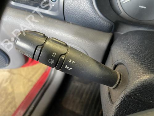 Used Steering column stalk Steering column stalk RENAULT CLIO II Hatchback Van (SB0/1/2_) 1.9 D (SB0R) (54 hp) 31904480 31904480