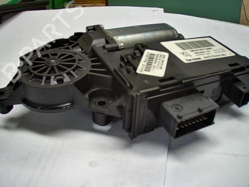Used Right front window motor PEUGEOT 307 Break (3E) 2.0 HDI 110 (107 hp) 26417468