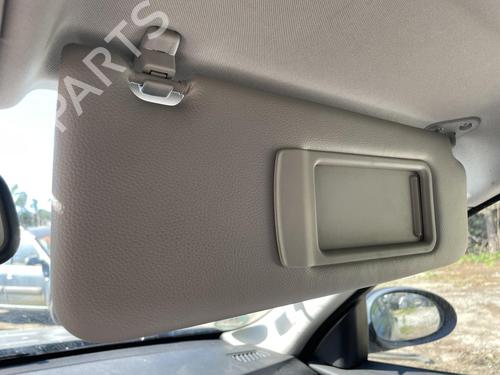 right-sun-visor-bmw-3-touring-e91-2004-2005-2006-2007-2008-2009-2010-2011-2012-36684149 main image