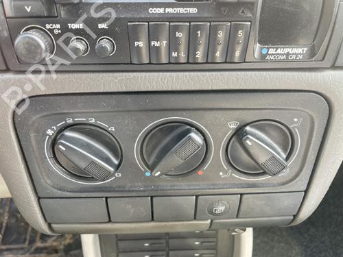 Used Climate control Climate control VW VENTO (1H2) 1.9 TD (75 hp) 33475088 33475088