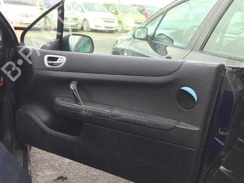 Front right door window PEUGEOT 307 CC (3B) 2.0 HDi 135 | BP30161565C19