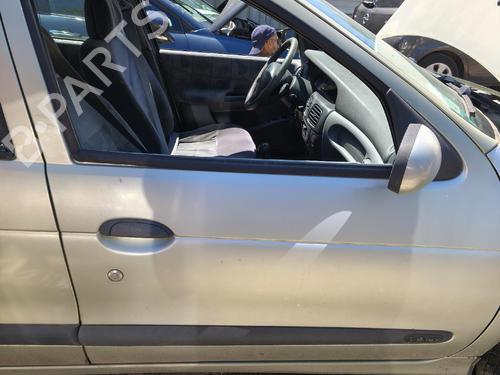 Højre fortil lås Højre fortil lås RENAULT MEGANE I (BA0/1_) 1.4 16V (BA0D, BA1H, BA0W, BA10) (95 hp) 36941677 36941677