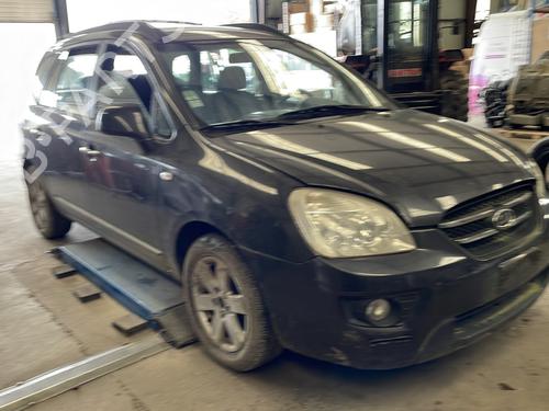 Left headlight KIA CARENS III MPV (UN) 2.0 CRDi 140 | BP26412212C28 - Image 17
