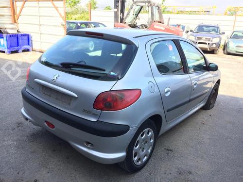 Console central PEUGEOT 206 Hatchback (2A/C) 1.4 HDi eco 70 | BP27282012I22 