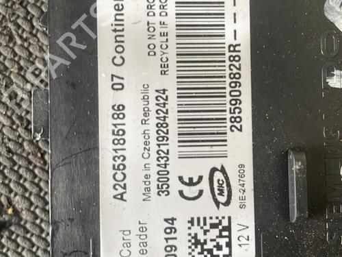 Used Card reader RENAULT GRAND SCÉNIC III (JZ0/1_) 1.9 dCi (JZ0J, JZ0N, JZ1K, JZ1S) (131 hp) 26427705