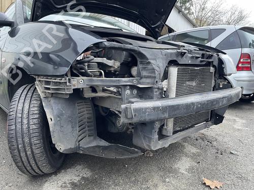 Used Front bumper reinforcement SEAT IBIZA III (6L1) 1.4 16V (75 hp) 30888416