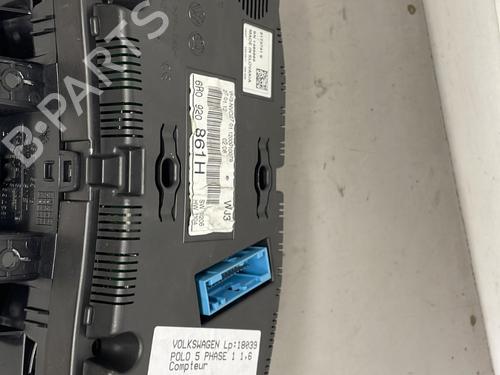 Instrument cluster VW POLO V (6R1, 6C1) 1.6 TDI | BP29843425C47 