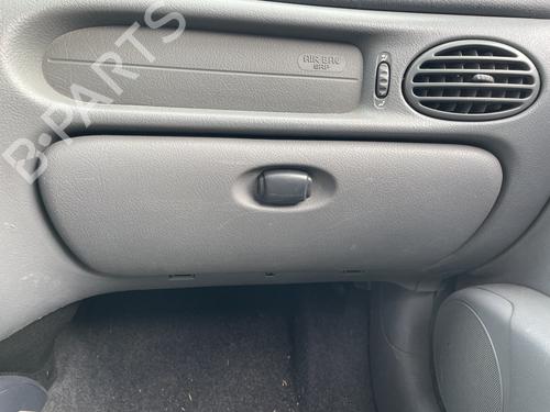 Used Glove box Glove box RENAULT MEGANE I Coach (DA0/1_) 1.9 dTi (DA0N) (98 hp) 32495975 32495975