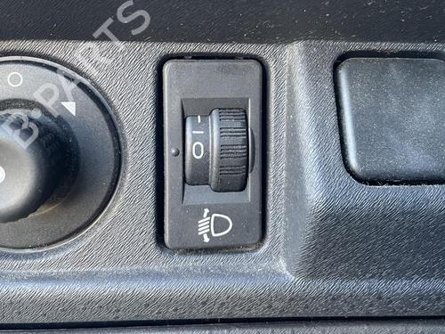 Used Headlight switch Headlight switch 38257487 38257487