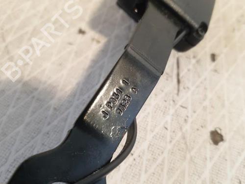 Seat buckle PEUGEOT 208 I (CA_, CC_) 1.2 VTI 82 | BP26427548I32