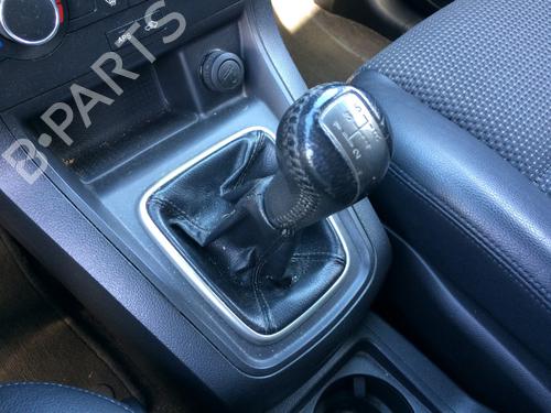 Used Gear lever CHEVROLET CAPTIVA (C100, C140) 2.0 D 4WD (150 hp) 27205040