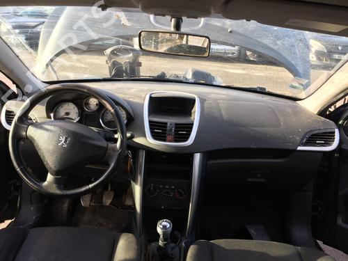 Instrumentbræt PEUGEOT 207 (WA_, WC_) 1.6 HDi (90 hp) 30515774