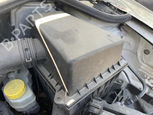 Used Air filter box Air filter box 38289270 38289270