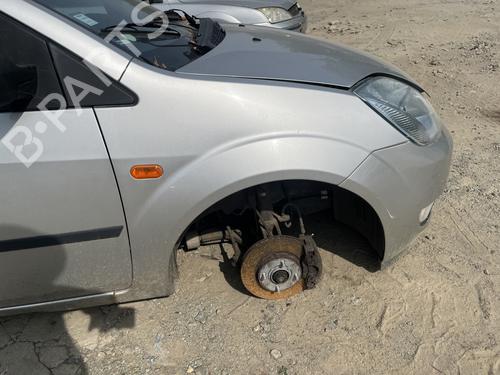 Used Right front fenders Right front fenders 37656621 37656621