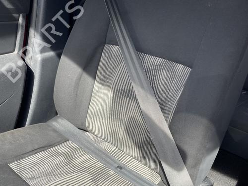 front-right-seatbelt-dacia-sandero-2008-34107142 main image