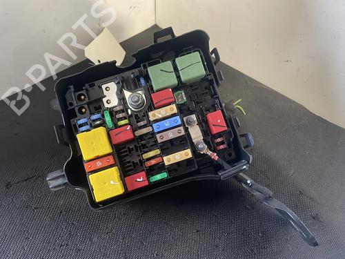 Used Fuse box PEUGEOT 2008 I (CU_) 1.2 PureTech 82 (82 hp) 26422272