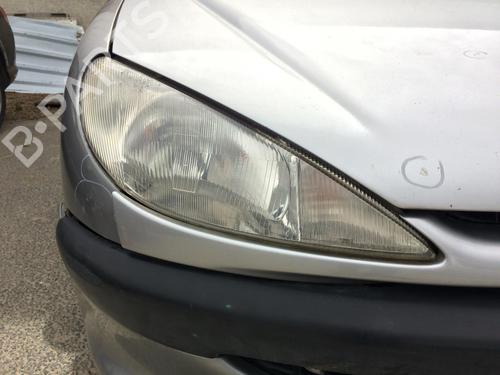 Used Right headlight PEUGEOT 206 Hatchback (2A/C) 1.9 D (69 hp) 27255712