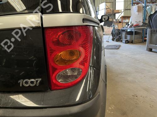 Højre baglygte Højre baglygte PEUGEOT 1007 (KM_) 1.6 HDi (109 hp) 36099274 36099274