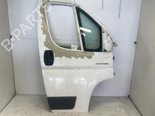 Used Right front door Right front door 26427013 26427013