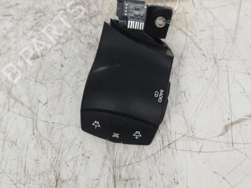 switch-renault-koleos-i-hy_-2008-26426959 main image