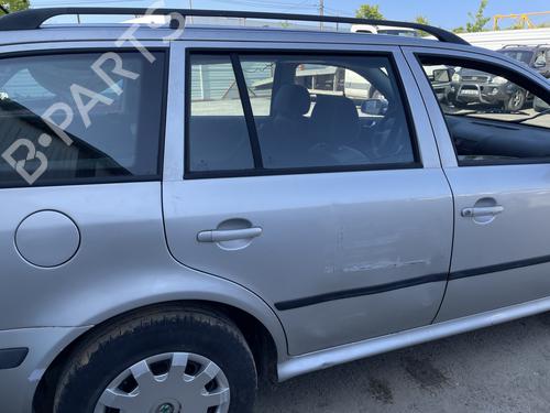 Rear right door window SKODA OCTAVIA I Combi (1U5) 1.6 1U9845206A