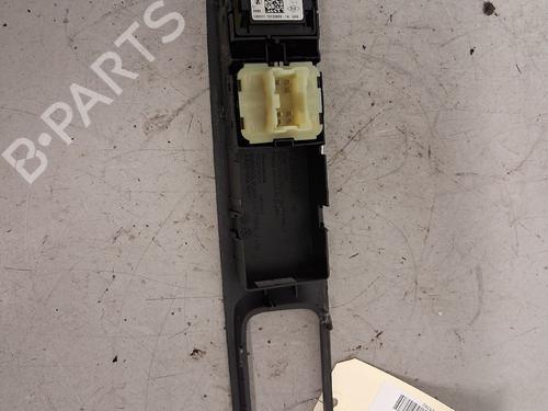 Left front window switch RENAULT CLIO IV (BH_) 0.9 TCe 90 (BHNF, BHMA, BHMH, BHJK, BHJR) | BP39032466I27 - Image 3