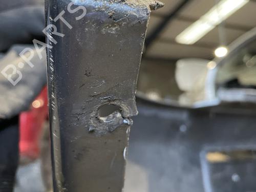 Used Front bumper Front bumper 32360940 32360940