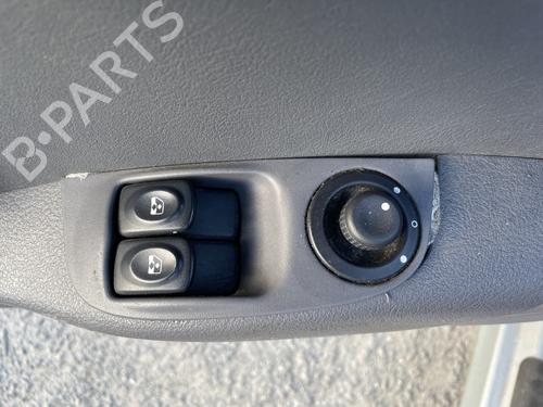 Used Mirror switch RENAULT MEGANE I Coach (DA0/1_) 1.9 dTi (DA0N) (98 hp) 32495986