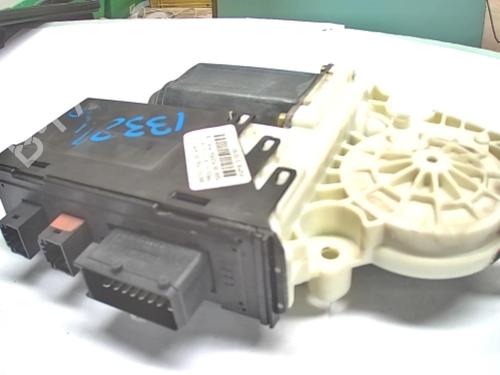 Rudehejsemotor forskærm højre CITROËN C5 I (DC_) 2.2 HDi (DC4HXB, DC4HXE) (133 hp) 26417471