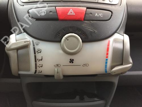 Used Climate control PEUGEOT 107 (PM_, PN_) 1.4 HDi (54 hp) 26412118