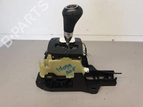Used Gear lever Gear lever MERCEDES-BENZ B-CLASS Sports Tourer (W245) B 180 CDI (245.207) (109 hp) 26414043 26414043