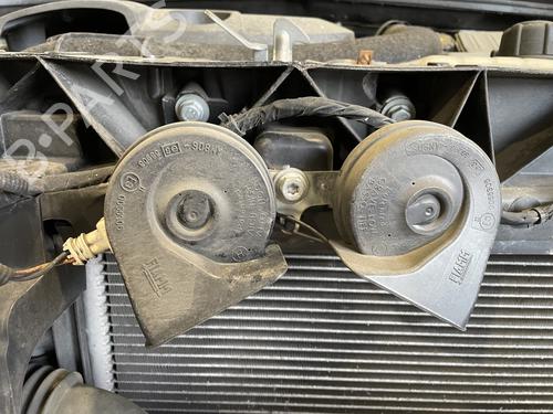 horn-renault-clio-iii-br01-cr01-2005-2006-2007-2008-2009-2010-2011-2012-2013-2014-32341706 main image