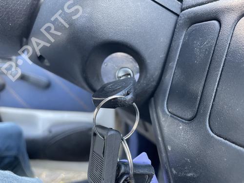 Used Ignition barrel Ignition barrel PEUGEOT 106 II (1A_, 1C_) 1.5 D (57 hp) 31993340 31993340