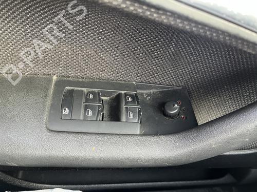 Used Left front window switch Left front window switch AUDI A3 Sportback (8PA) [2004-2015] 36144703 36144703