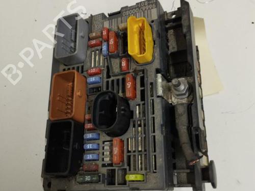Used Fuse box Fuse box CITROËN C4 Picasso I MPV (UD_) 1.6 HDi (109 hp) 26416546 26416546