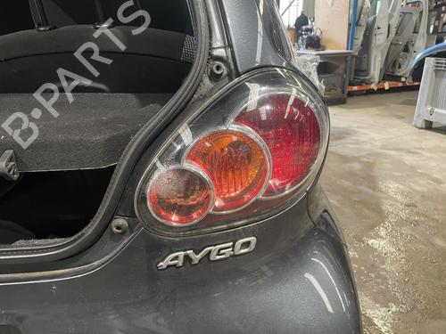 Used Right taillight TOYOTA AYGO (_B1_) 1.0 (KGB10_, KGB10R) (68 hp) 31613208