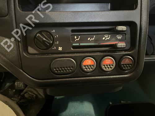 Warnblinkschalter für PEUGEOT 106 II (1A_, 1C_) 1.0 i (50 hp) 33172157