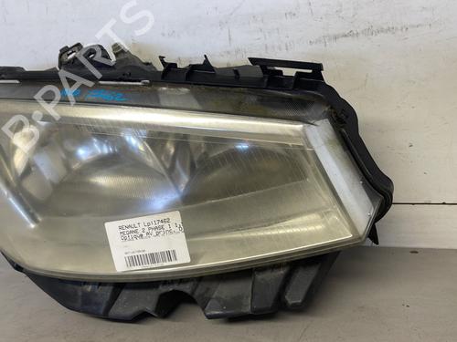 Used Right headlight Right headlight RENAULT MEGANE II (BM0/1_, CM0/1_) 1.5 dCi (BM02, BM13, BM2A, CM02, CM13) (101 hp) 26418505 26418505