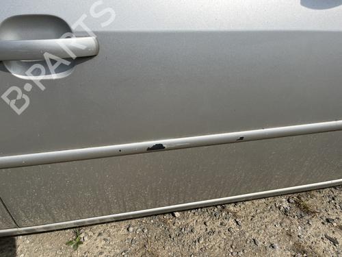 right-front-door-ford-mondeo-iii-b5y-2000-2001-2002-2003-2004-2005-2006-2007-37701398 main image