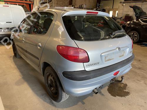 Used Right front brake caliper Right front brake caliper PEUGEOT 206 Hatchback (2A/C) 1.4 HDi eco 70 (68 hp) 32854327 32854327